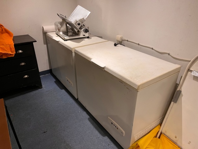 1109348-13 Sandwich shop Interior