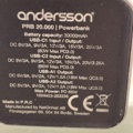 998904-15 Power bank & charger