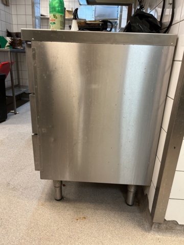 1057379-4 Cooling bench with drawers, Haglund