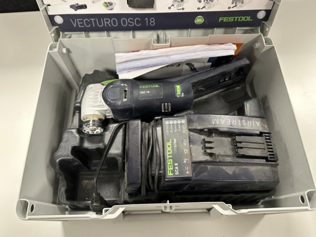 1071427-3 Multitool Festool Vecturo OSC 18 incl. charger, battery not included