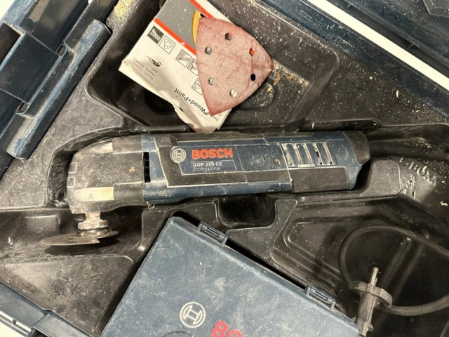 1071501-1 Multitool Bosch GOP 250 CE