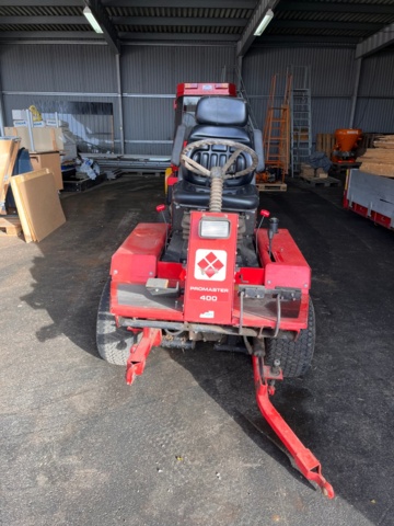 1109659-4 Riding mower Gravely Promaster 400 - Without blade