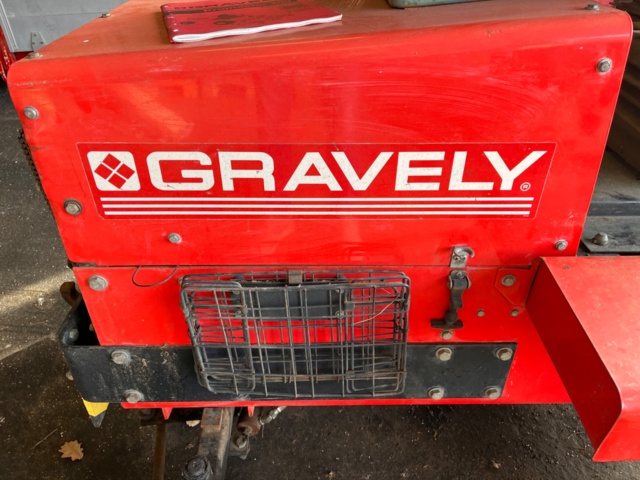 1109659-12 Riding mower Gravely Promaster 400 - Without blade