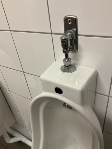 1061600-3 3 Urinaries