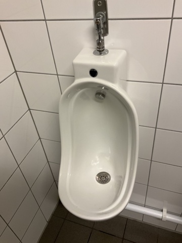 1061600-6 3 Urinaries