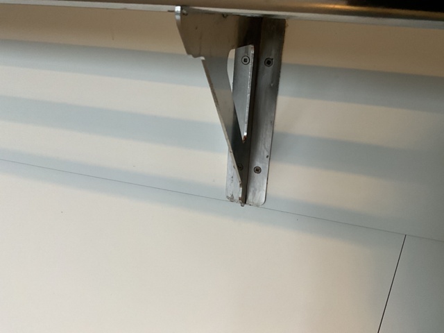 1061617-10 Stainless tile tracks approx. 10 meters