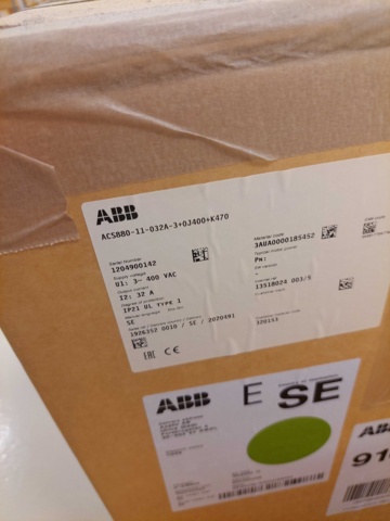 881084-5 ABB ACS880-11 in cardboard frequency converter