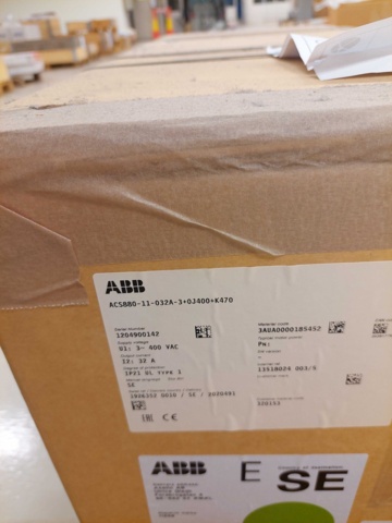 881084-6 ABB ACS880-11 in cardboard frequency converter