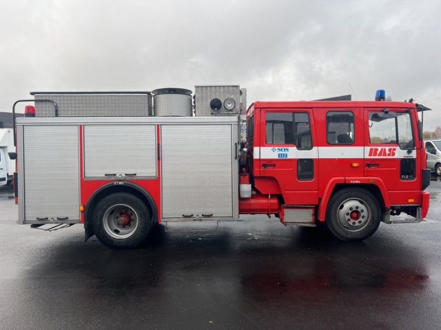 1051245-6 Fire truck/Fire truck Volvo FL 614 4X2 with mast, ladder & tank - 1987