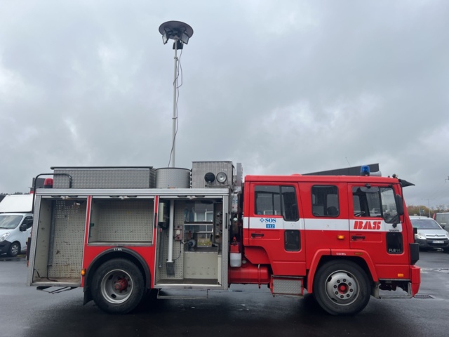 1051245-13 Fire truck/Fire truck Volvo FL 614 4X2 with mast, ladder & tank - 1987