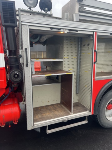 1051245-14 Fire truck/Fire truck Volvo FL 614 4X2 with mast, ladder & tank - 1987