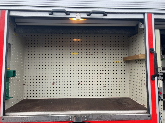 1051245-23 Fire truck/Fire truck Volvo FL 614 4X2 with mast, ladder & tank - 1987