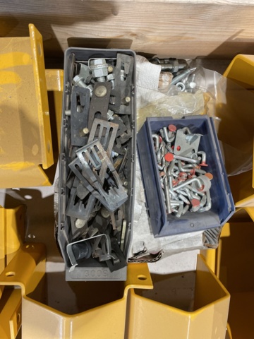 899161-2 Collision protection pallet rack