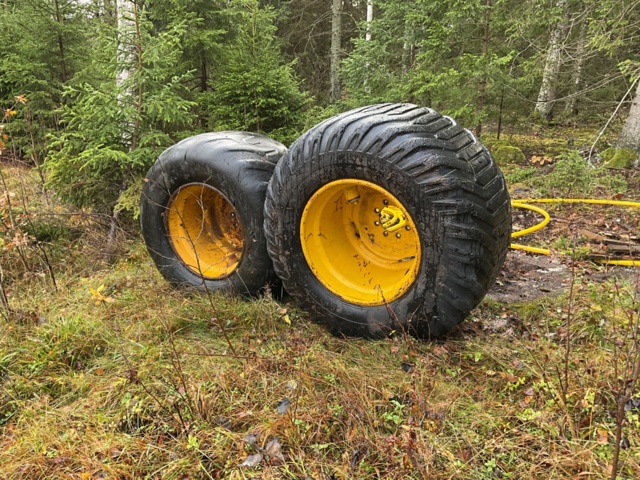 1061644-1 2 pcs. 600 wheels for mini brunette