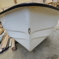 1099206-7 Plastic boat including oars and outboard Flade marine F 3