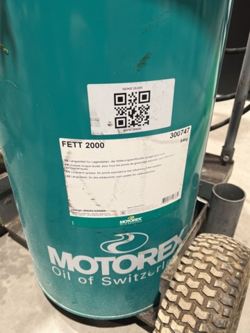 897631-4 Graco LD series Grease gun Air operated with carriage