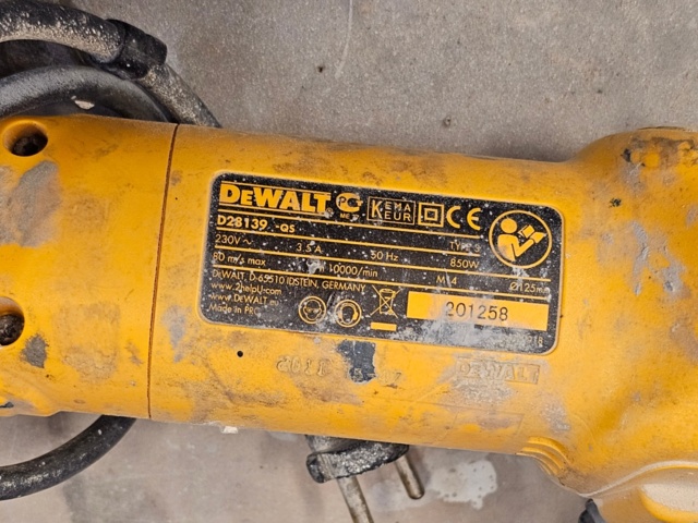 1099227-7 Atlas Copco jigsaw, Dewalt angle grinder, Skil heat gun and Wurth angle grinder EPM 200