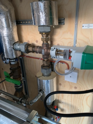 1034805-26 Container 10 feet with coolant cooler on the roof