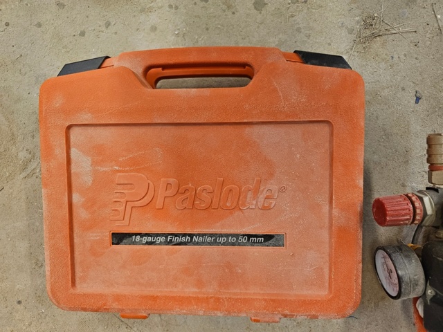1099276-11 Paslode compressor including Paslode nail gun