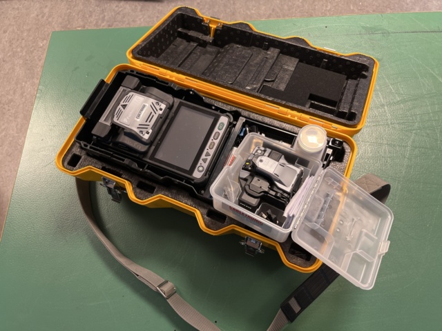 プレセンダ Fiber welding & fiber cutting, Fujikura 41S & CT-50 - PS