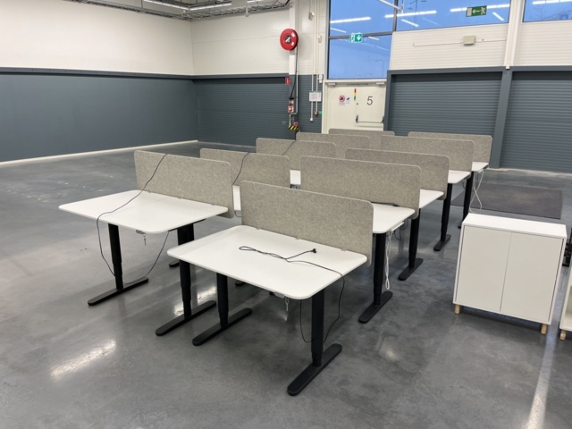 1078449-1 10 raise/lower desks