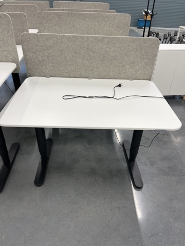 1078449-2 10 raise/lower desks