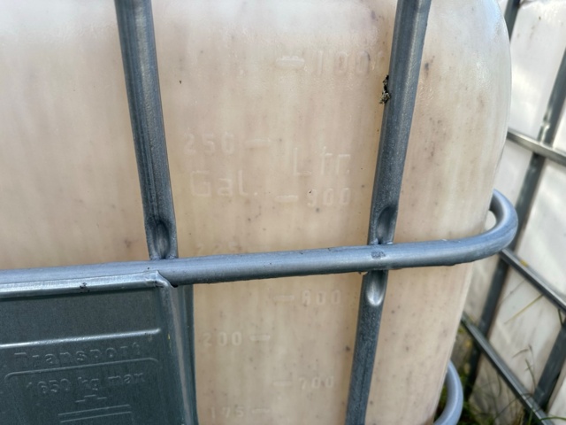 1064854-7 2 IBC Tanks Schutz & Greif Approximately 1000 liters each