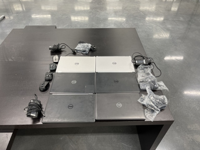 6 Dell laptops - PS Auction - We value the future - Largest in net auctions