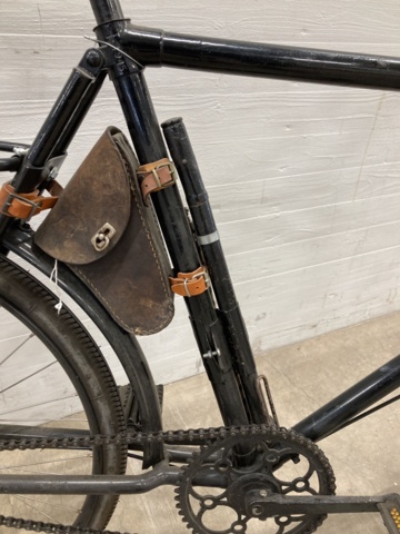 1101199-6 Swiss Army Bike 26"