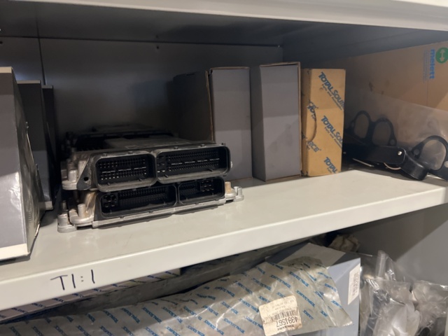 897651-3 Linde truck spare parts warehouse