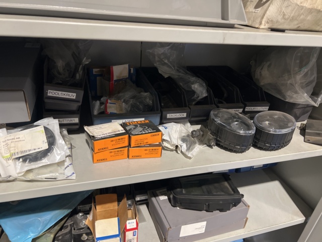 897651-12 Linde truck spare parts warehouse