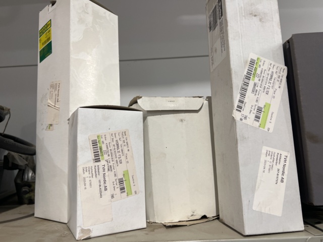 897651-28 Linde truck spare parts warehouse