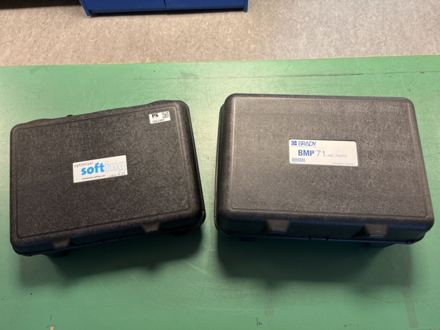 1057407-7 Test equipment & label printer, Softing NetXpert & Brady BMP71
