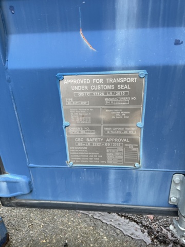 1051265-13 20GP Container with interior & electricity