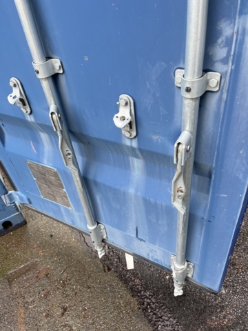 1051265-15 20GP Container with interior & electricity