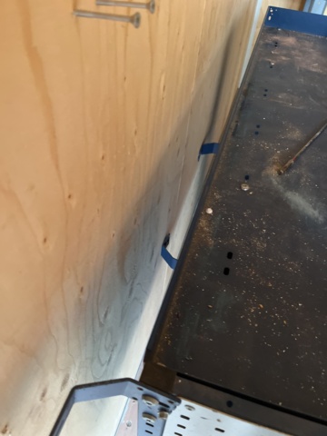 1051265-25 20GP Container with interior & electricity