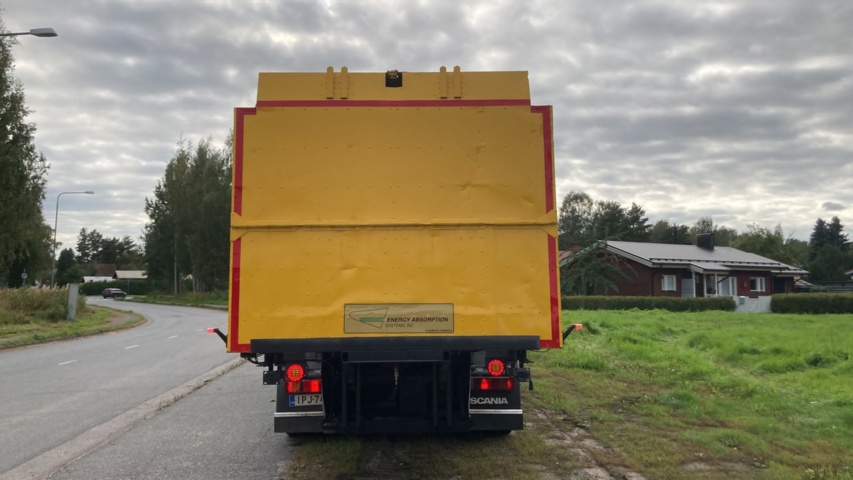 1110098-4 Scania R440 TMA Truck