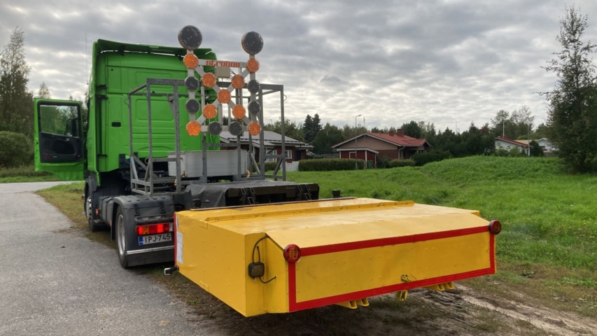 1110098-14 Scania R440 TMA Truck