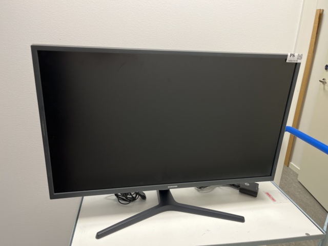 1057416-1 Monitor 32" Samsung U32J590UQ
