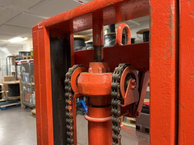 1057423-8 Walking stacker, BTLSF/1200/7