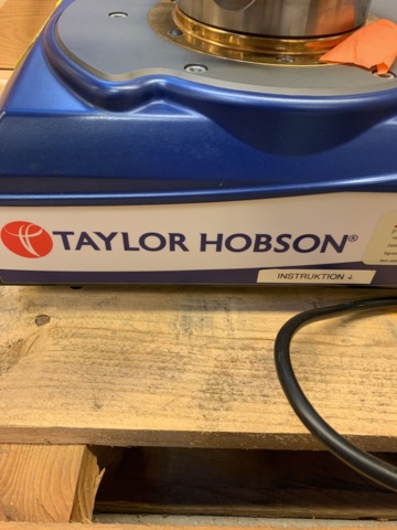 1110114-7 Precision measuring instrument Taylor Hobson Surtronic
