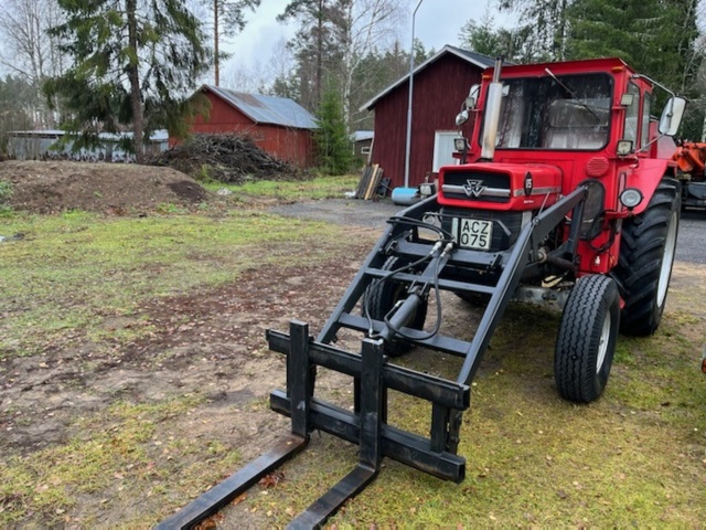 1110164-5 Massey Ferguson 175 MultiPower 1971 front loader implement