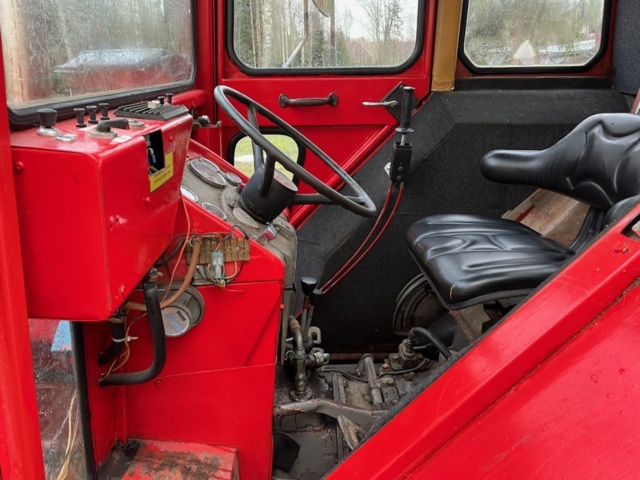 1110164-28 Massey Ferguson 175 MultiPower 1971 front loader implement