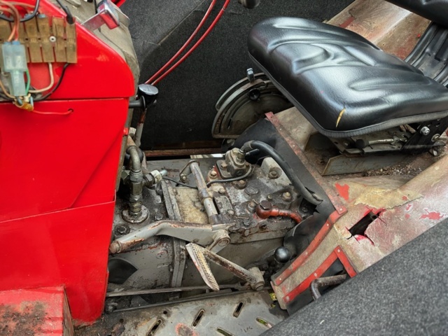 1110164-30 Massey Ferguson 175 MultiPower 1971 front loader implement