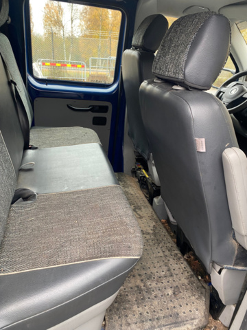 1110185-30 VW Transporter Double Cab T32 2.0 TDI 4Motion -2012