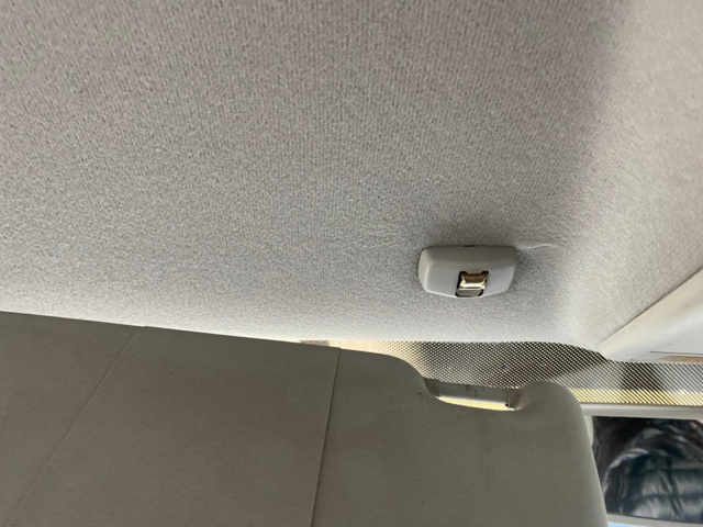 1110185-38 VW Transporter Double Cab T32 2.0 TDI 4Motion -2012