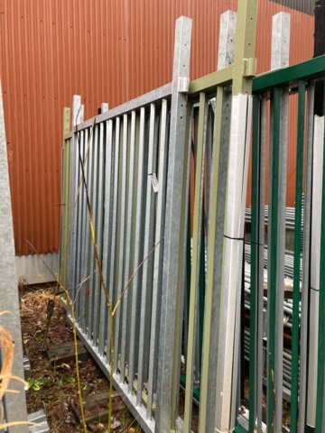 1091186-7 Gate sections