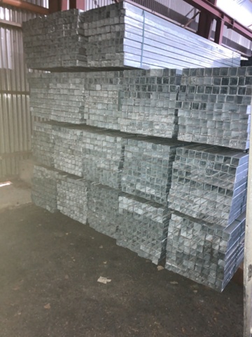 1091190-4 Lot with defective steel profiles 50x50x2750 mm