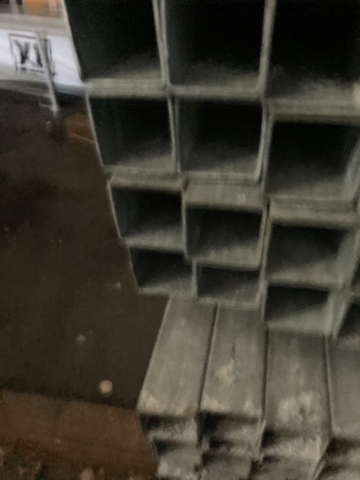 1091190-8 Lot with defective steel profiles 50x50x2750 mm