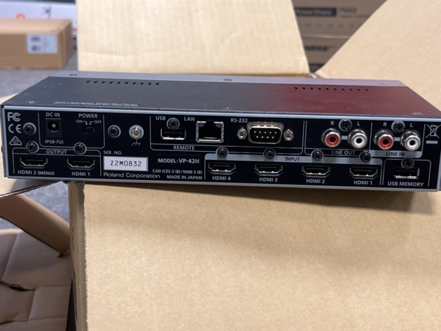 1057459-4 Video processor, Roland VP-42H
